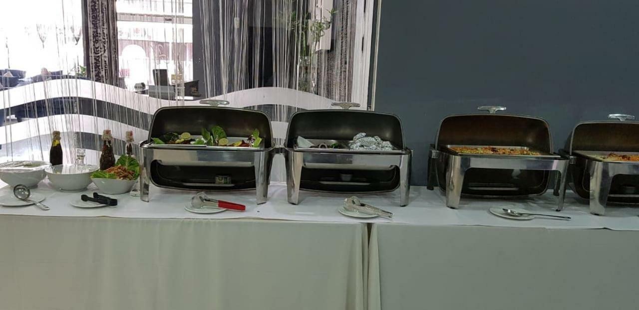 Venus Hotel Muskat Bagian luar foto